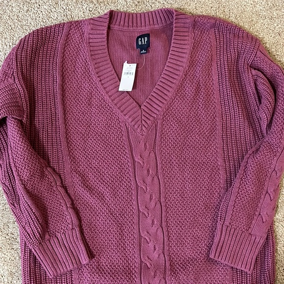NWT GAP Sweater Sz S - Picture 2 of 4